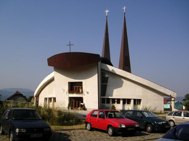 Drevená lepená konštrukcia, lepené lamelové nosníky - Kostol – Smidžany